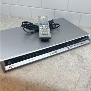 Panasonic Silver DVD Player with Remote Control Model S422. Works!